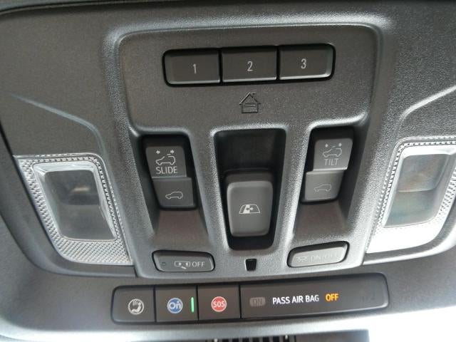2025 GMC Sierra 1500 4WD Crew Cab Short Box AT4