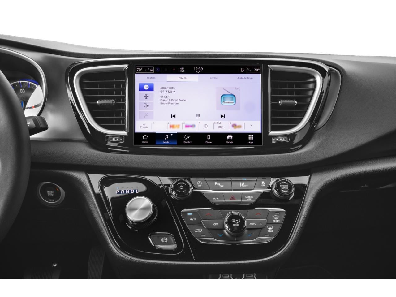 2026 Chrysler Voyager VOYAGER LX