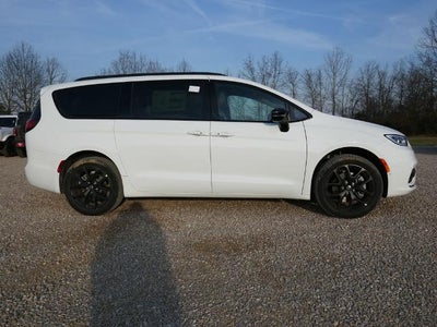 2026 Chrysler Pacifica PACIFICA LIMITED AWD