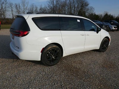 2026 Chrysler Pacifica PACIFICA LIMITED AWD