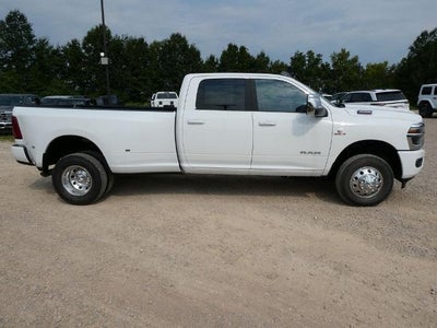 2026 RAM 3500 RAM 3500 LARAMIE CREW CAB 4X4 8' BOX