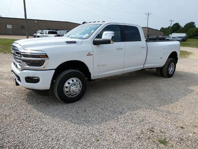 2026 RAM 3500 RAM 3500 LARAMIE CREW CAB 4X4 8' BOX
