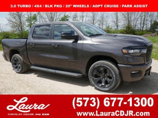 2026 RAM 1500 Express 4x4 Crew Cab 5'7" Box