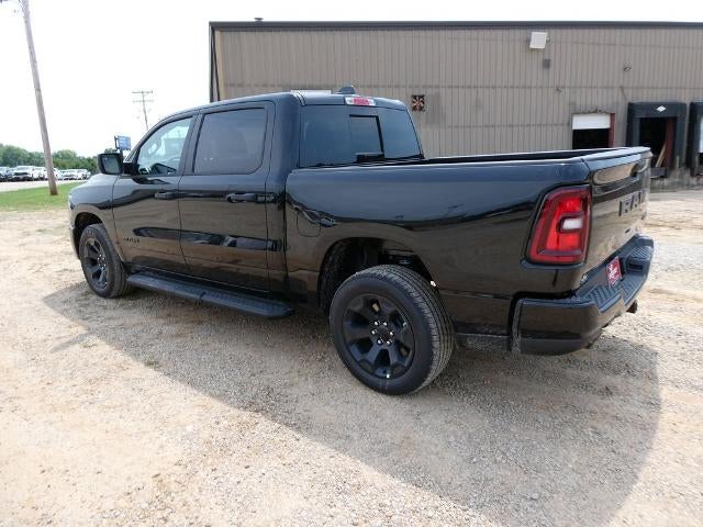 2026 RAM 1500 RAM 1500 EXPRESS CREW CAB 4X4 5'7' BOX