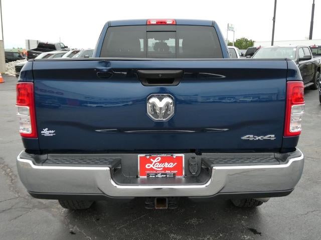 2022 RAM 2500 Tradesman Crew Cab 4x4 6'4' Box