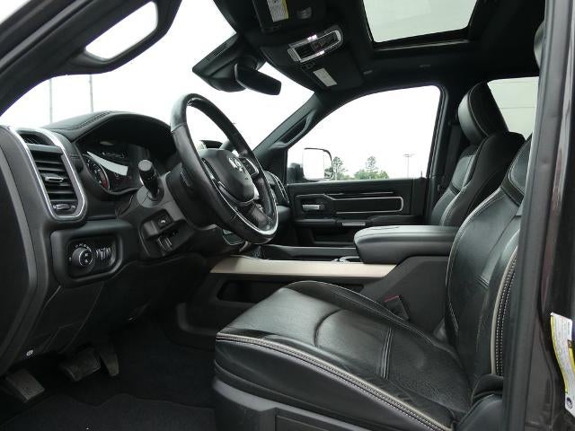 2019 RAM 2500 Laramie Crew Cab 4x4 6'4' Box