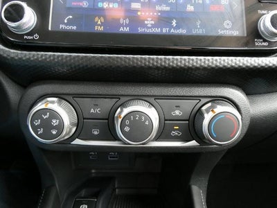 2023 Nissan Kicks SV Xtronic CVT