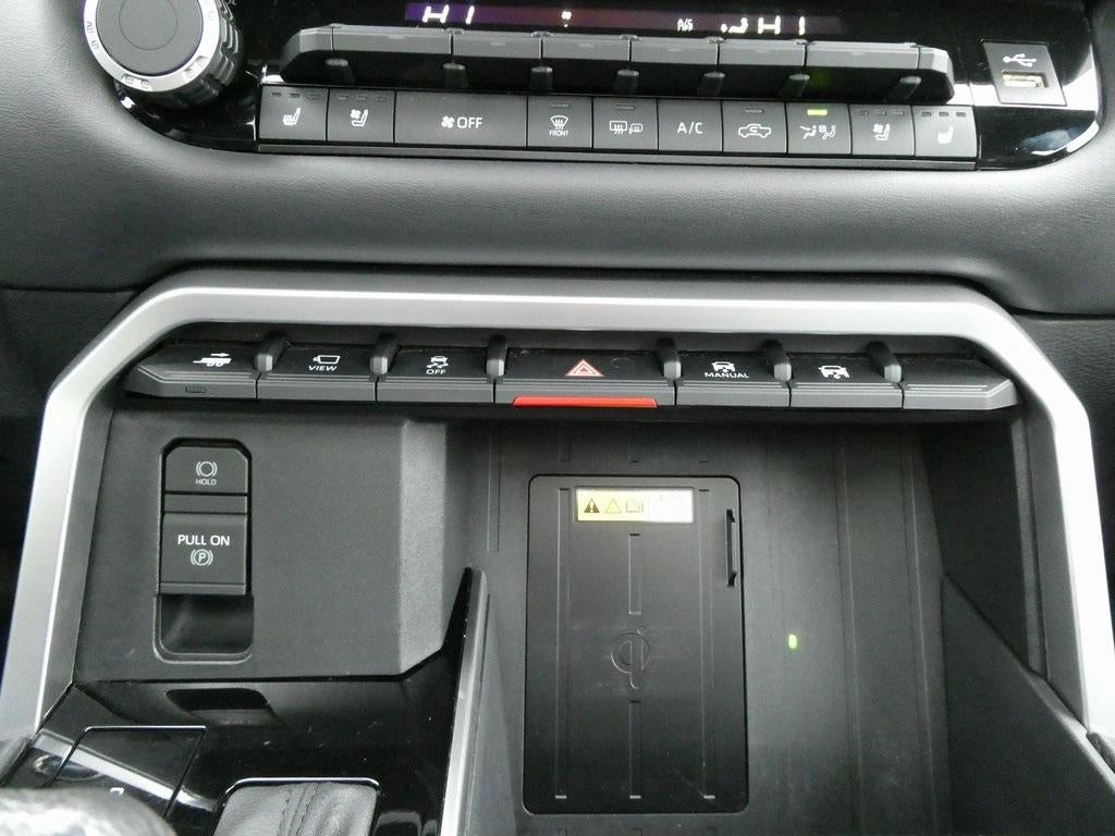 2022 Toyota Tundra Hybrid Platinum