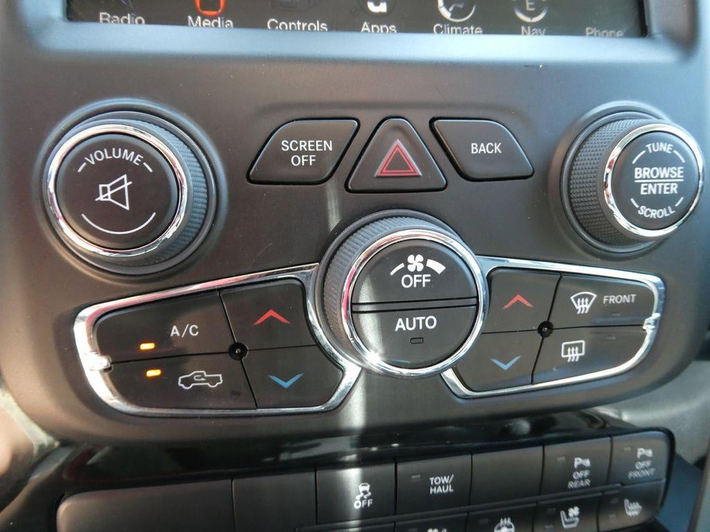 2017 RAM 1500 Sport Crew Cab 4x4 5'7" Box