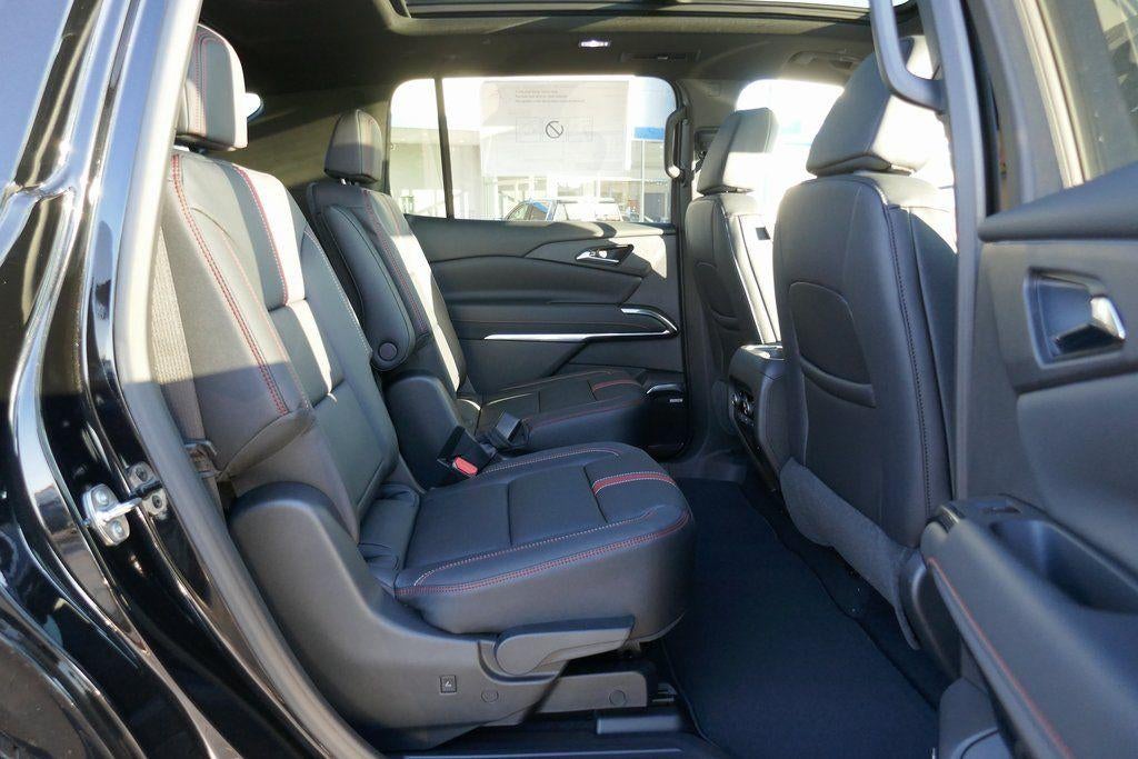 2026 Chevrolet Traverse Base