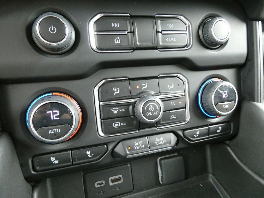 2023 Chevrolet Suburban RST