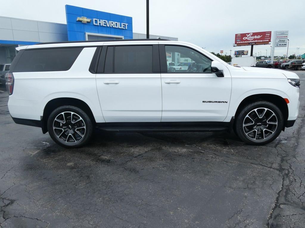 2023 Chevrolet Suburban RST