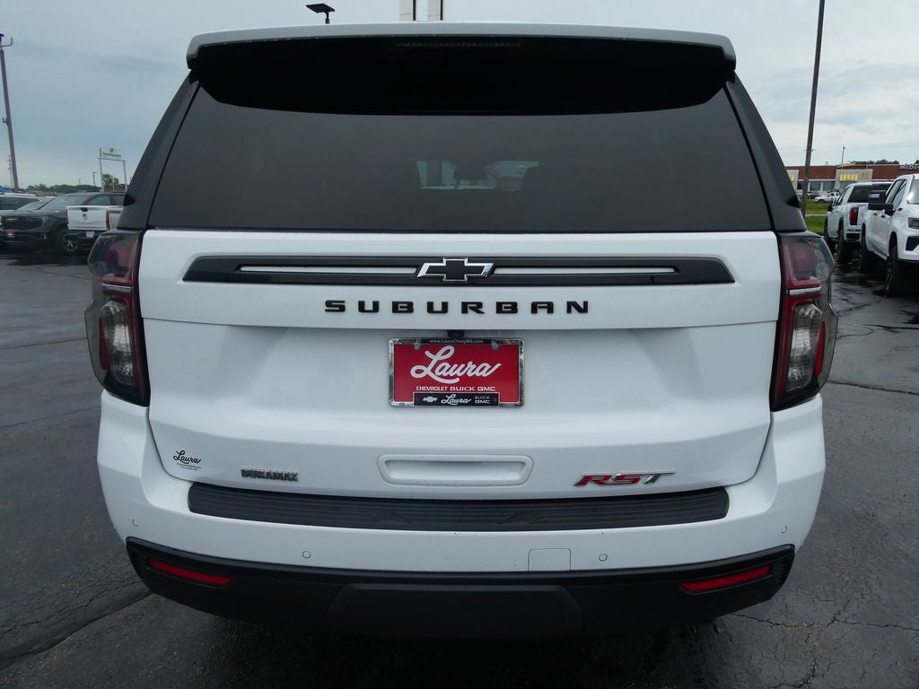2023 Chevrolet Suburban RST