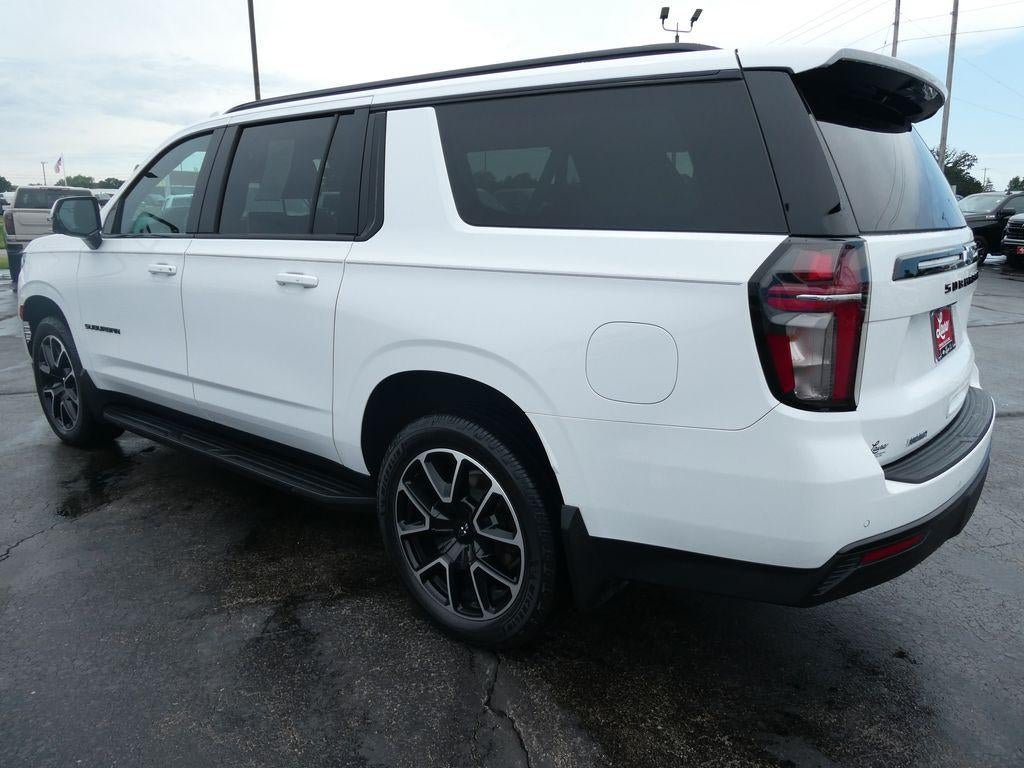 2023 Chevrolet Suburban RST