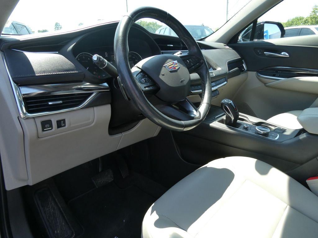 2019 Cadillac XT4 FWD Luxury