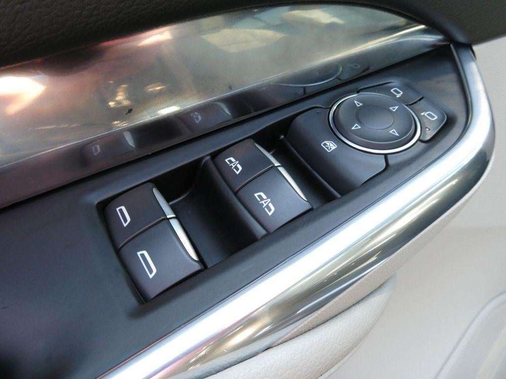 2019 Cadillac XT4 FWD Luxury