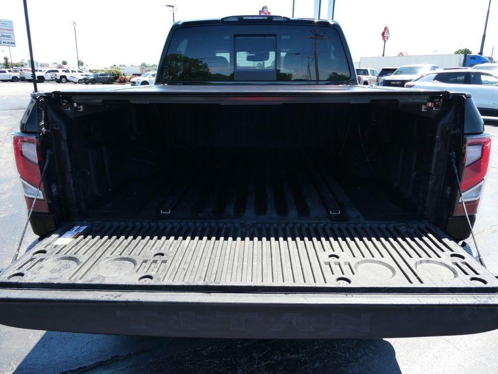 2021 Nissan TITAN Crew Cab PRO-4X 4x4