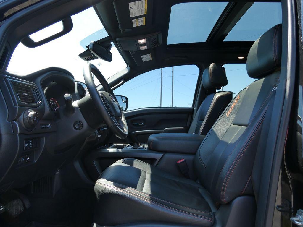 2021 Nissan TITAN Crew Cab PRO-4X 4x4