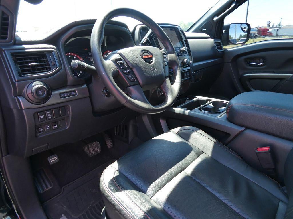2021 Nissan TITAN Crew Cab PRO-4X 4x4