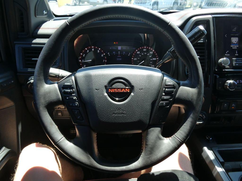 2021 Nissan TITAN Crew Cab PRO-4X 4x4