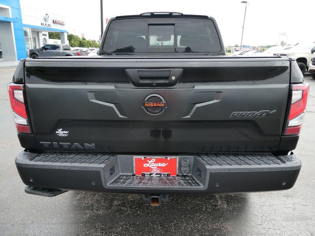 2021 Nissan TITAN Crew Cab PRO-4X 4x4