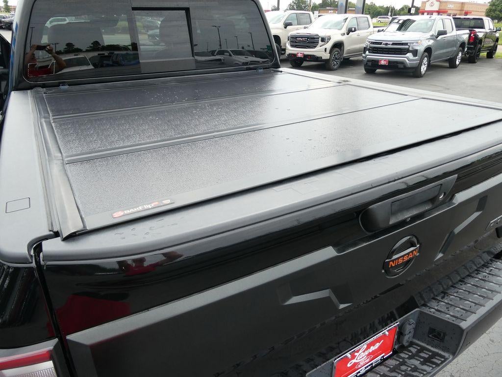 2021 Nissan TITAN Crew Cab PRO-4X 4x4