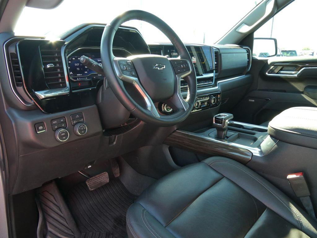 2025 Chevrolet Silverado 1500 LT Trail Boss