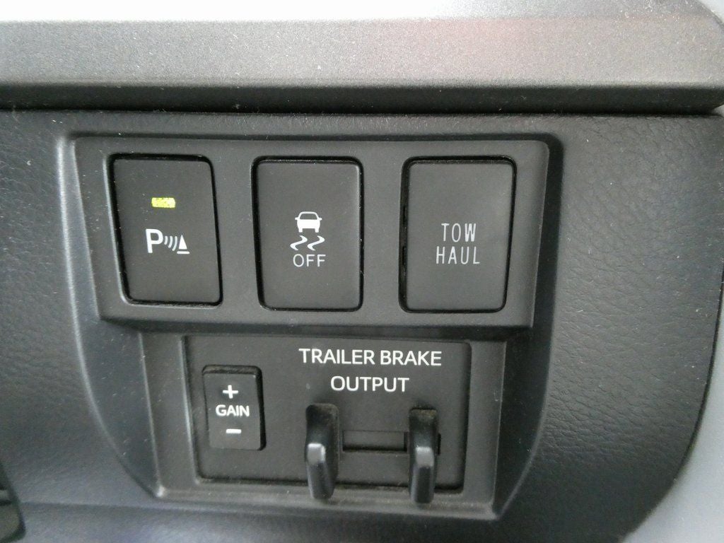 2019 Toyota Tundra SR5 5.7L V8