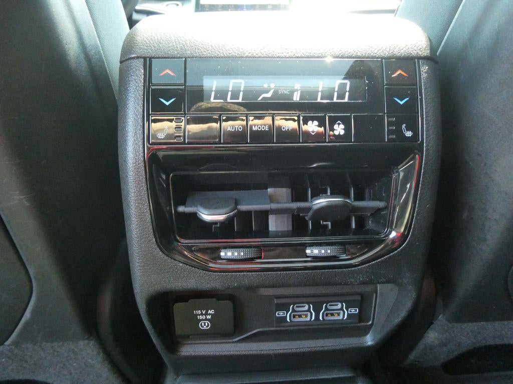 2022 Jeep Grand Cherokee L Overland 4x4