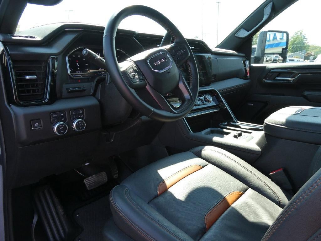 2025 GMC Sierra 2500 HD AT4