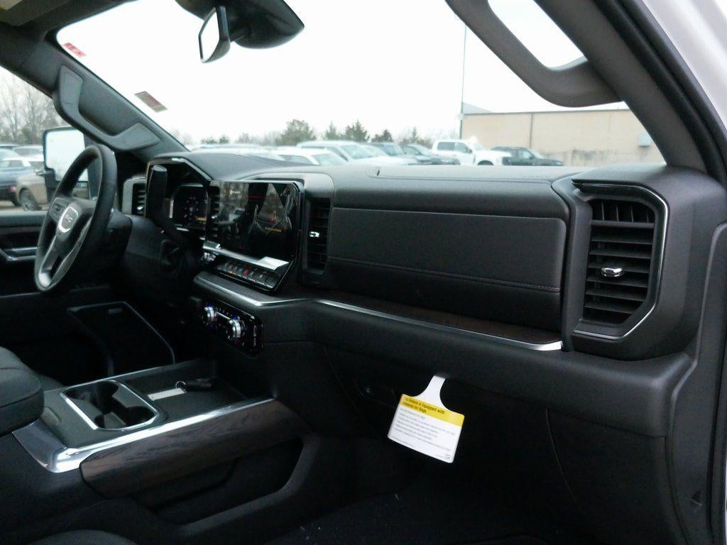 2026 GMC Sierra 3500 HD SLT DRW